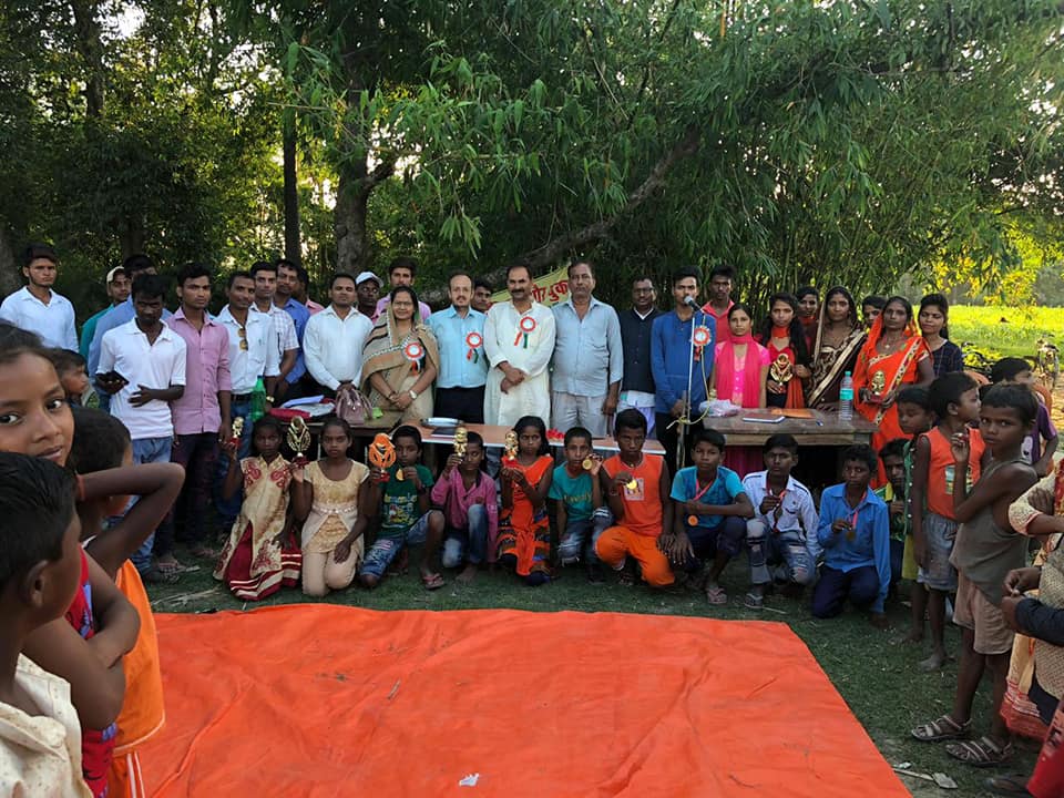 Participants with happy faces and medals - Khelo India Khelo